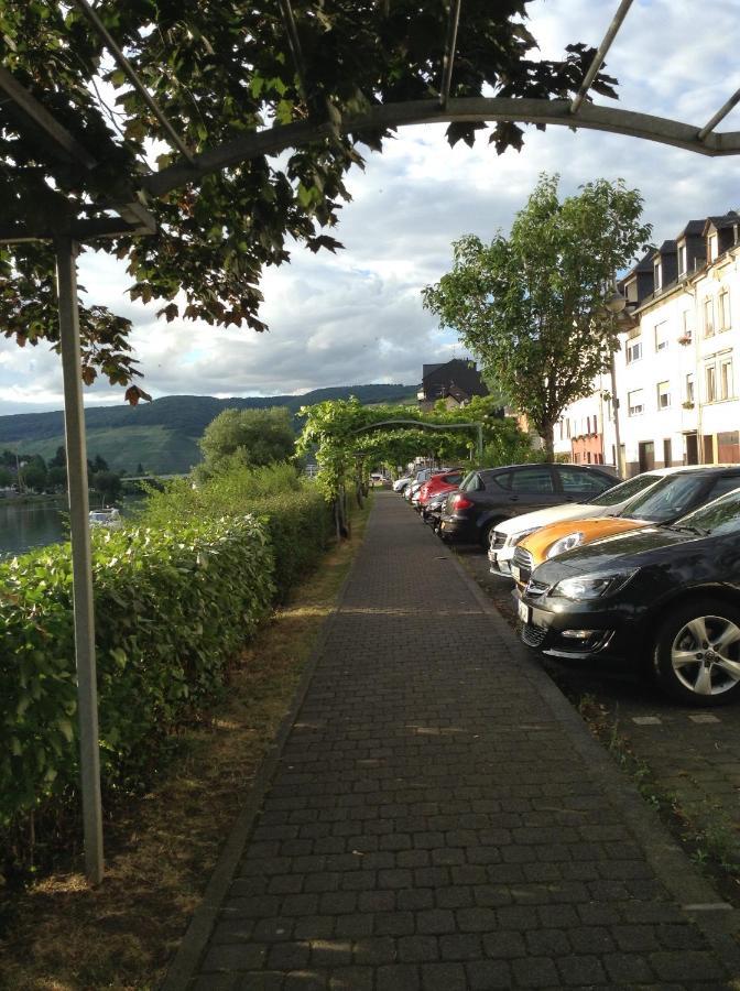 Mosel Panorama Apartment Zell an der Mosel Exterior photo